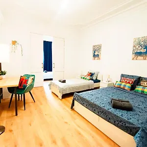 https://by-born-gothic-rooms.catalonia-hotels.com